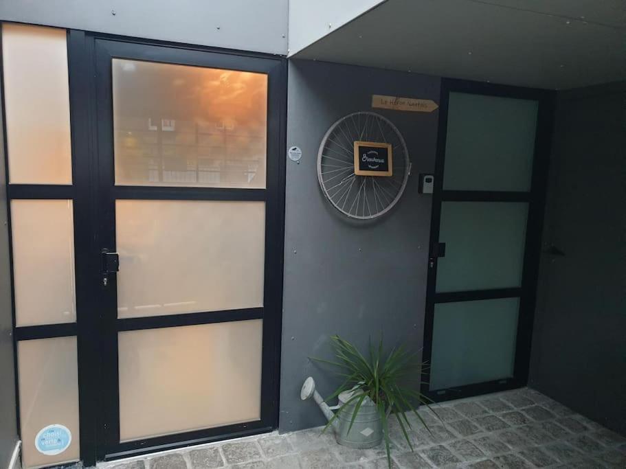 Le Heron Nantais Nantes Exterior foto